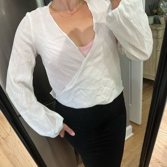 Top Shop Wrap White Blouse Size 8 Medium puff sleeve - Picture 2 of 12